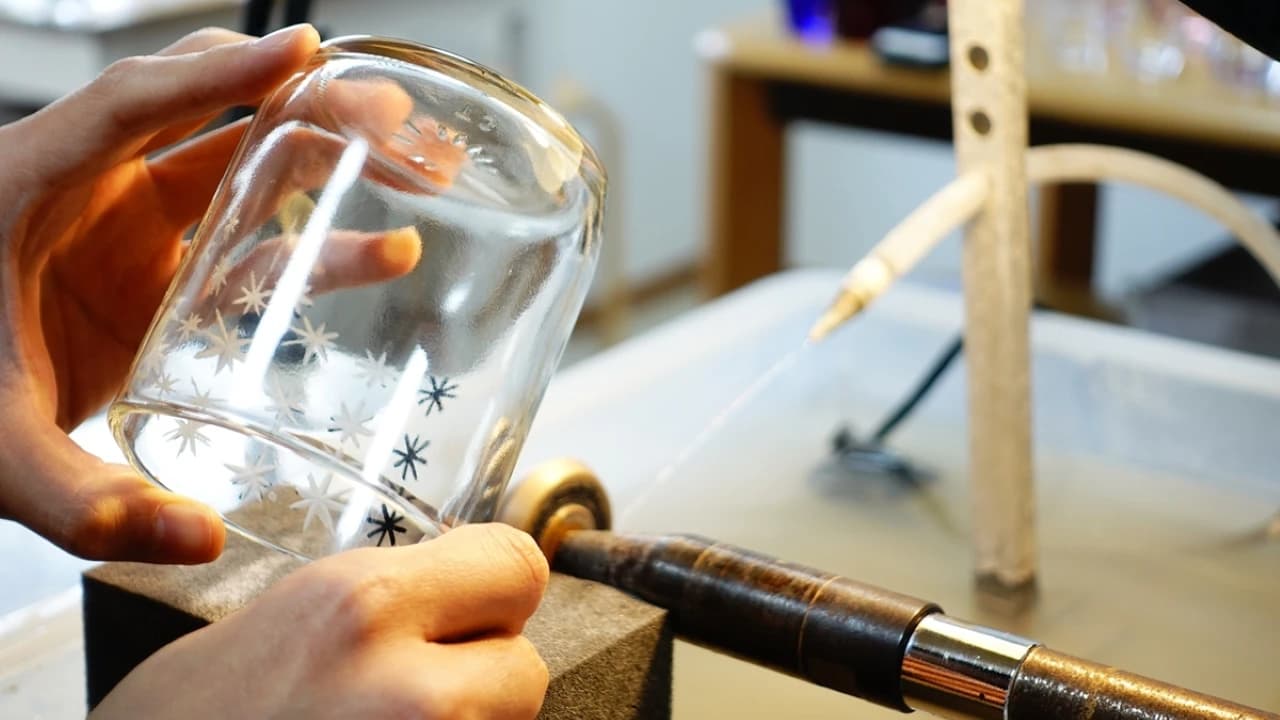 Edo Kiriko Glass Carving Experience - Photo 2