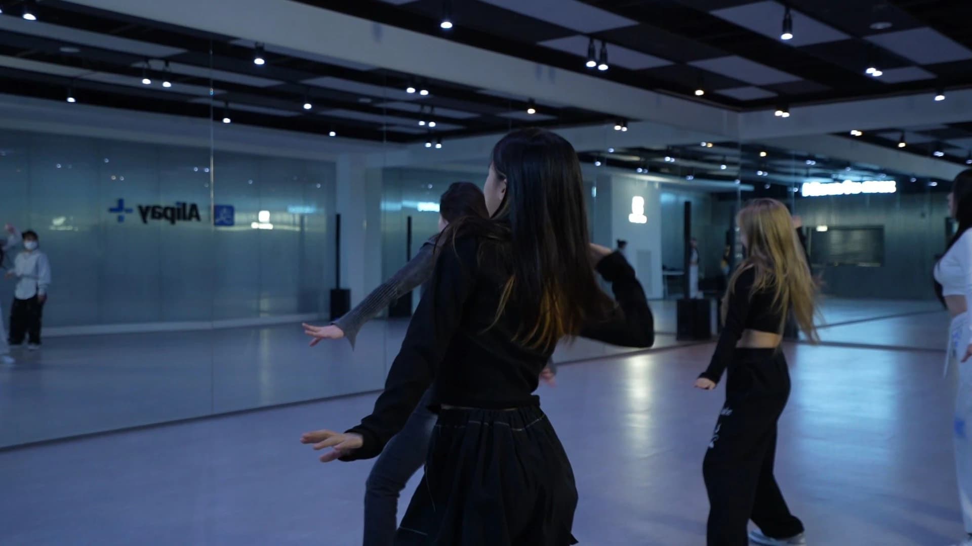 Ktown4u K-pop Dance Class with Video Shoot - image 8