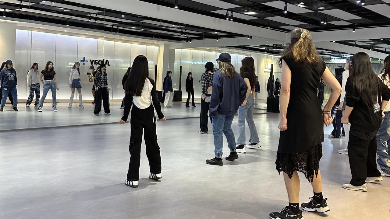 Ktown4u K-pop Dance Class with Video Shoot - Photo 3