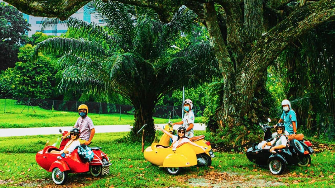 Singapore Sidecars Glamorous Film-Inspired Tour