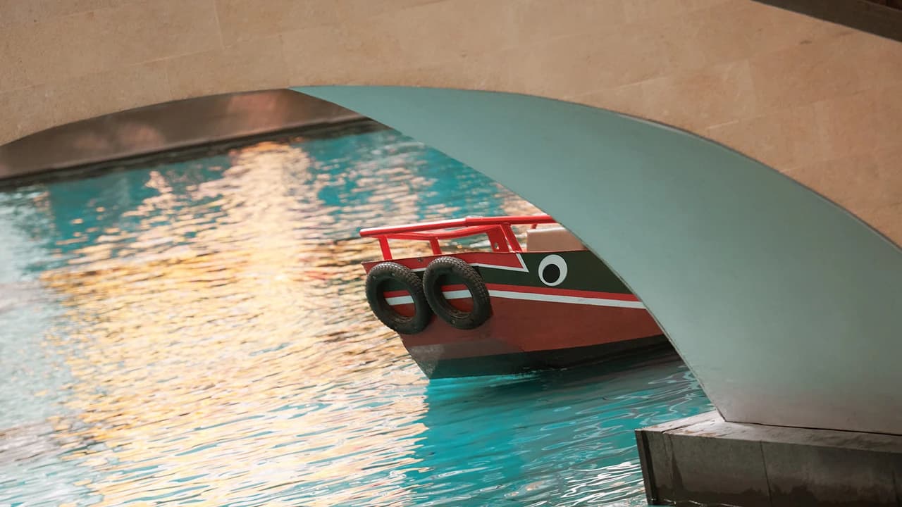Sampan Ride Ticket at Marina Bay Sands - Photo 5