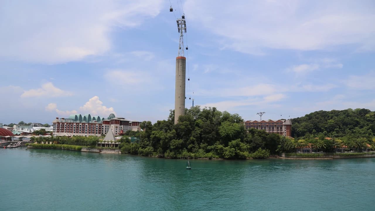 COMBO: Singapore Cable Car + MegaZip at Mega Adventure Park - image 8