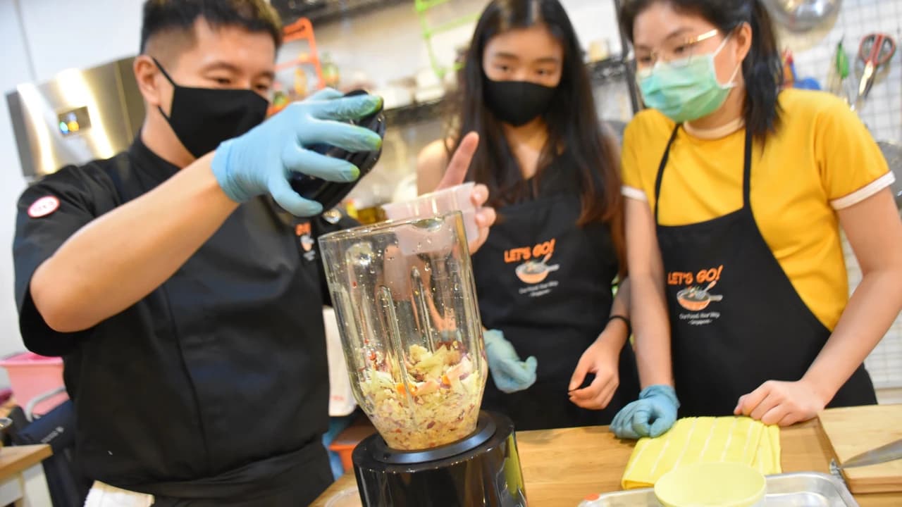 Flavours of Singapore Cooking Class