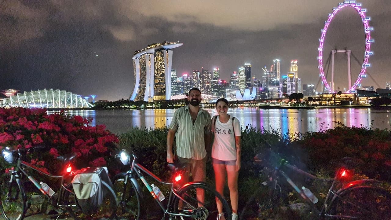 Marina Bay Night Cycling Tour - Photo 4