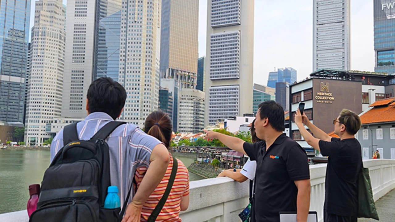 Marina Bay Night Walking Tour