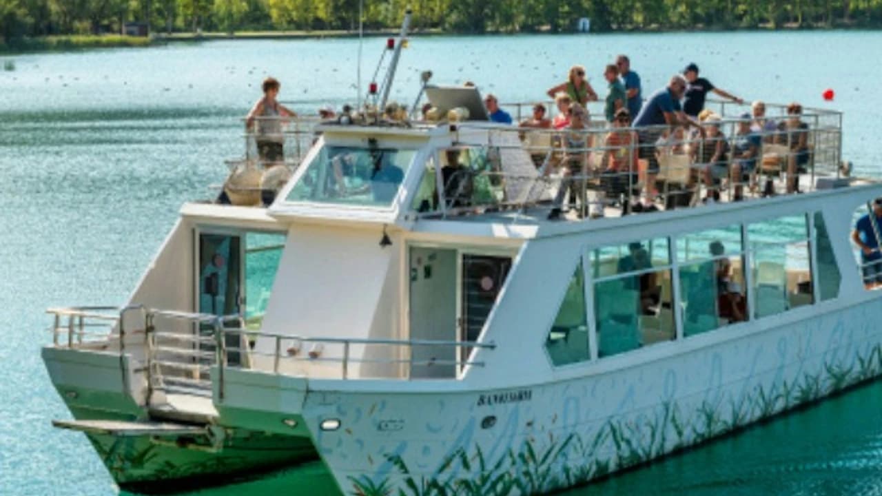 Girona: Lake of Banyoles Boat Tour - image 6