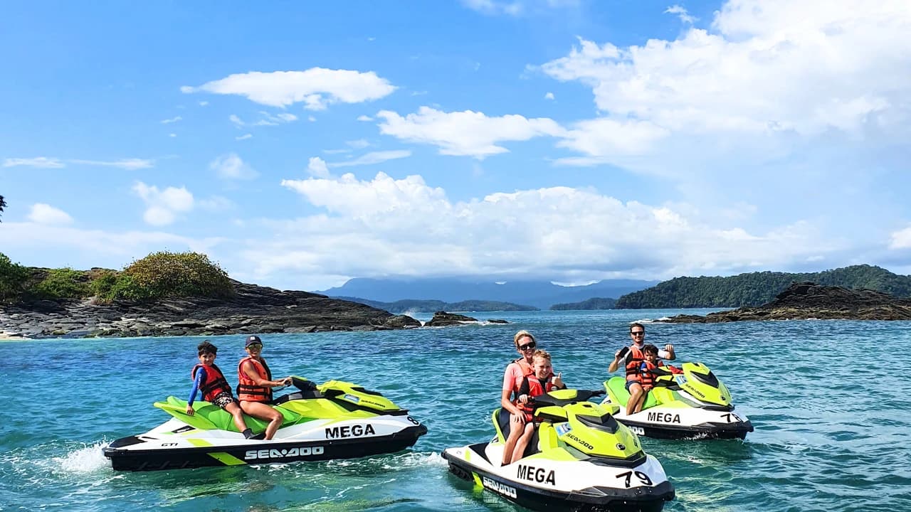 Langkawi Dayang Bunting Island Tour by Jet Ski with Mega Water Sports