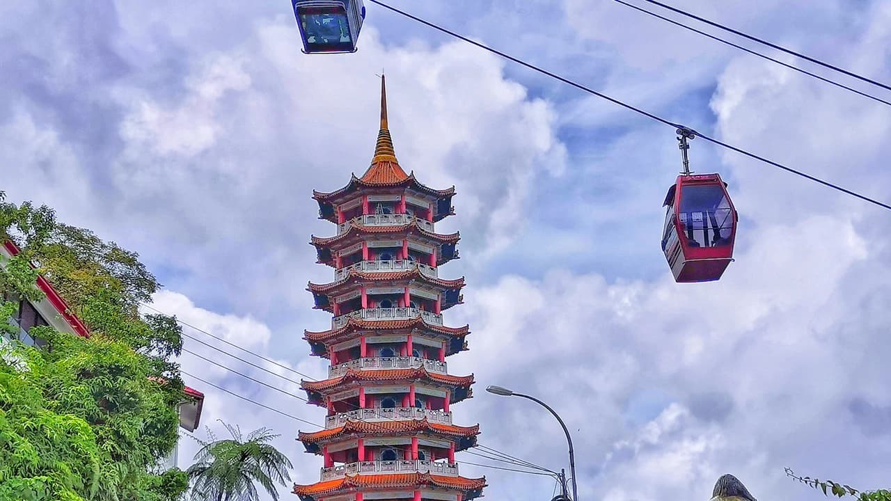 Genting Highlands and Batu Caves Full-Day Tour from Kuala Lumpur - Photo 2