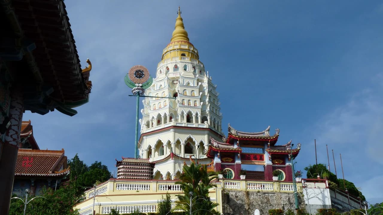 Penang Hill and Kek Lok Si Temple Tour