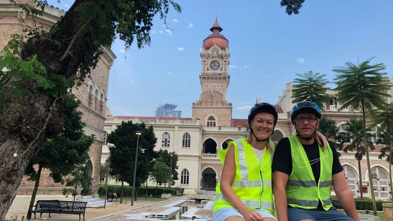 Kuala Lumpur Hidden Alleyways Half-Day Bike Tour - Photo 2
