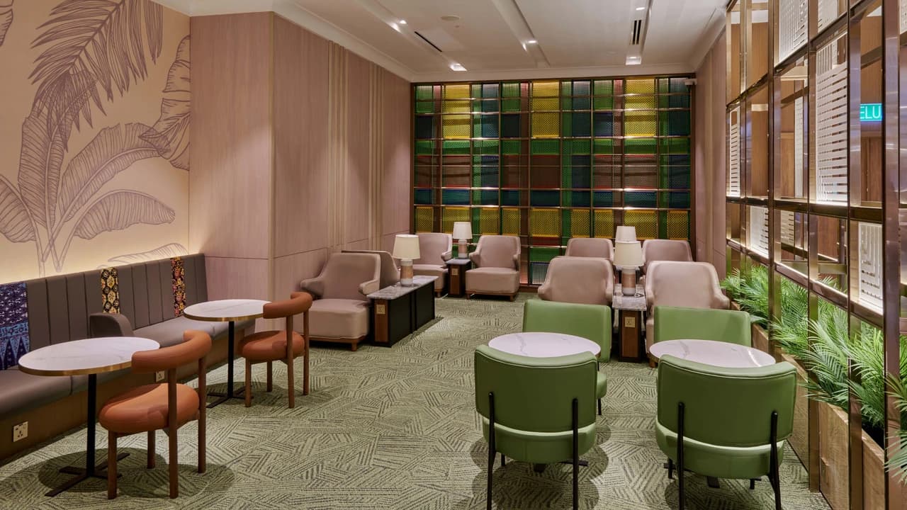 Kuala Lumpur International Airport Lounge Service by Plaza Premium Lounge - Photo 4