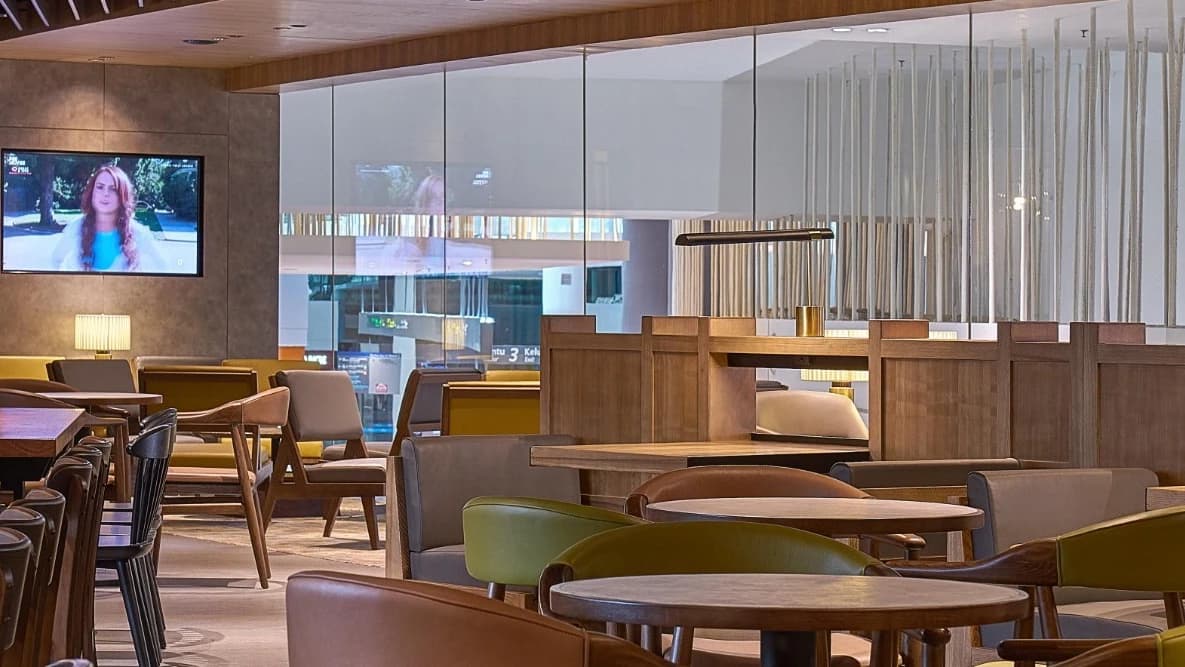 Kuala Lumpur International Airport Lounge Service by Plaza Premium Lounge - image 7