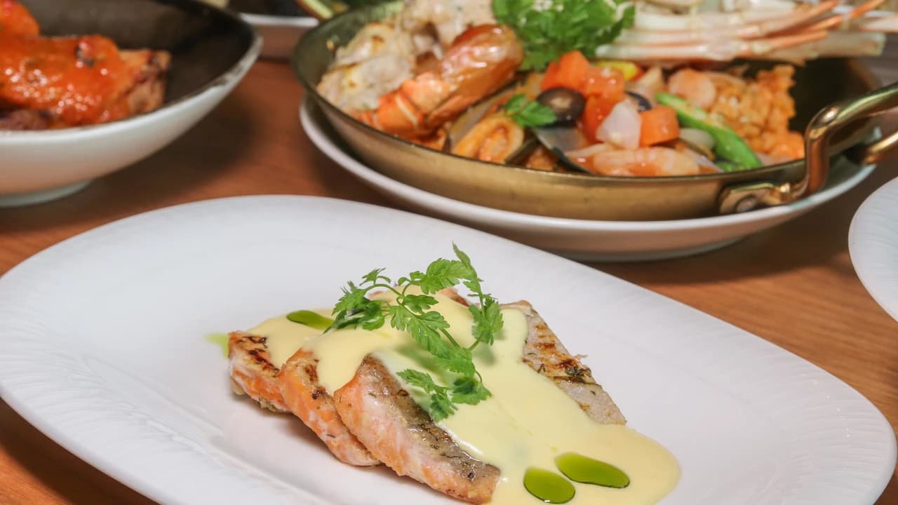 Dining at TRACE Restaurant & Bar, Element Kuala Lumpur - Photo 5