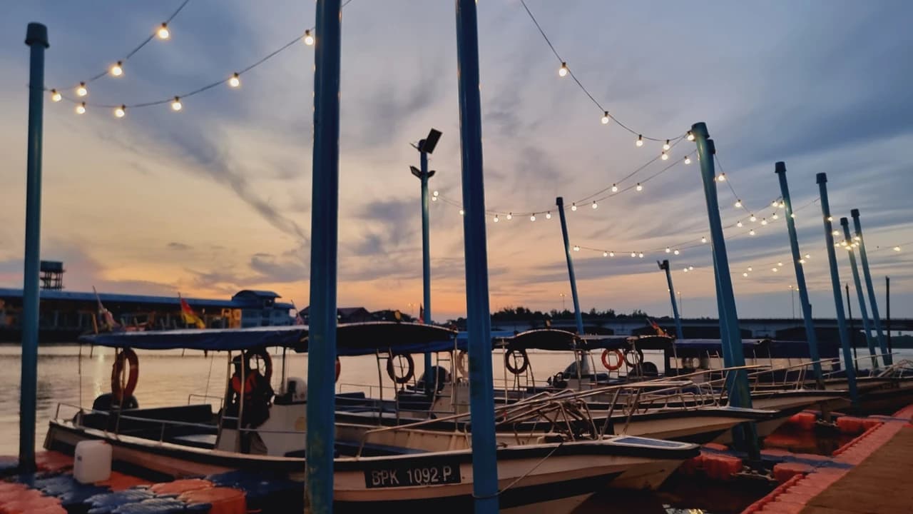 Kuala Lumpur Kuala Selangor Full-Day Tour