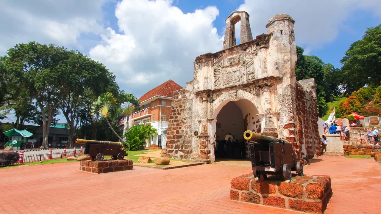 From Kuala Lumpur: Malacca River Cruise & Historical Tour with Lunch - image 7