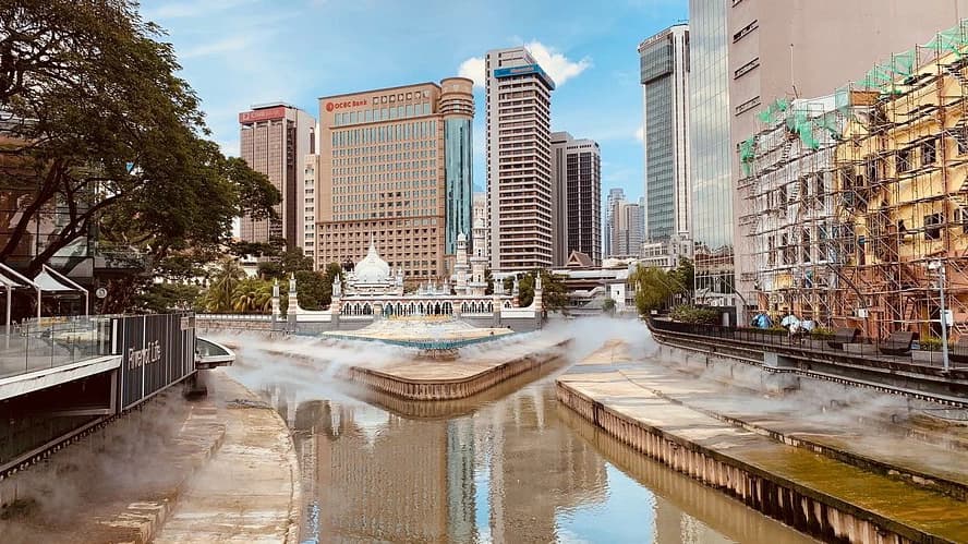 Batu Caves & Royal Selangor Small Group Half-Day Tour - Photo 4