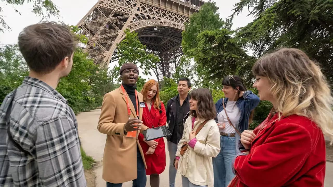 Eiffel Tower Reserved Access Tickets with Optional Summit - image 7