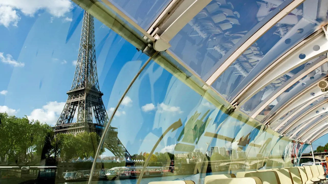 Batobus Paris Hop-on Hop-Off Riverboat - Photo 4