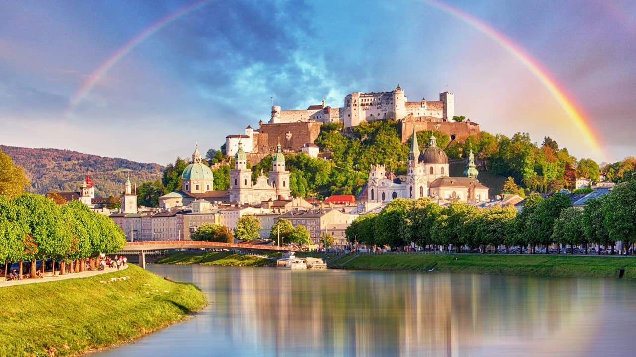 Salzburg Old Town, Mozart, and Mirabell Gardens Walking Tour